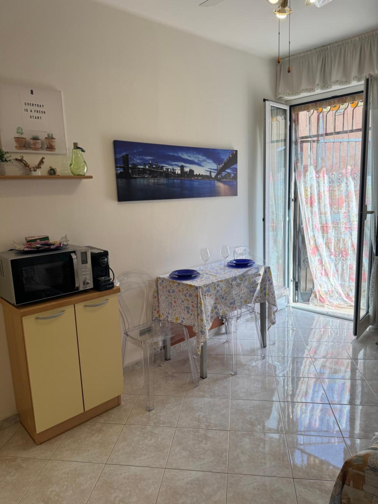 Casa Girasole Centro Apartment *